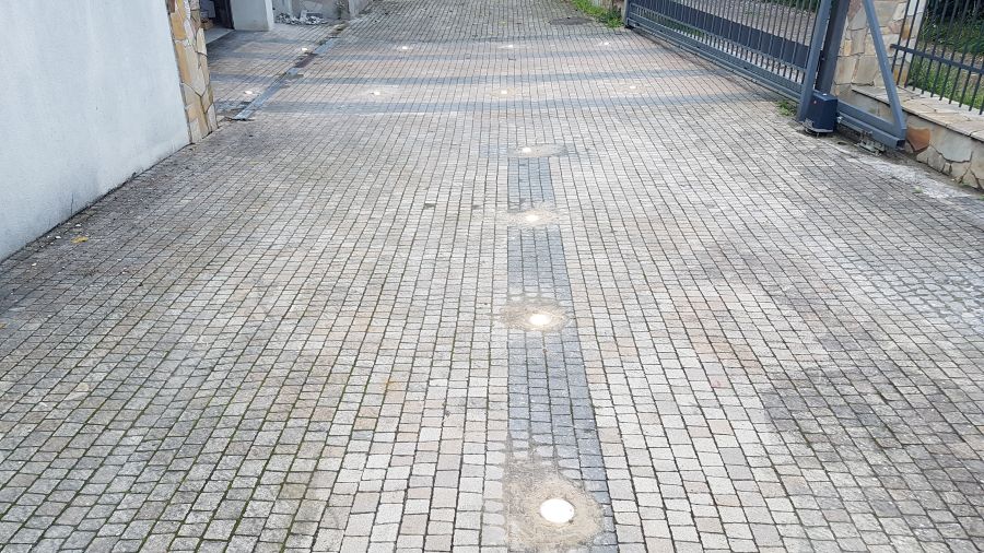 Oprawa najazdowa stal-szkło IP67 GU10 230V – profesjonalny montaż AGEL-ELEKTRYKA z Krakowa